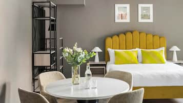 XL Studio, Kitchenette, Sofa Bed | Premium bedding, in-room safe, individually furnished