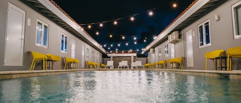 Piscina all'aperto