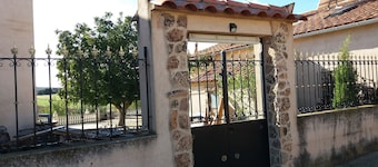 rural village house las zorizas