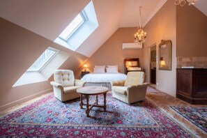 Premium bedding, minibar, individually decorated, individually furnished - Sublimes hébergements en coeur de forêt (Vierzon)