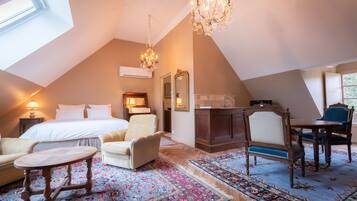 1 bedroom, premium bedding, minibar, individually decorated