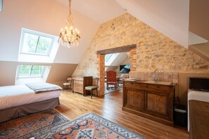 Premium bedding, minibar, individually decorated, individually furnished - Sublimes hébergements en coeur de forêt (Vierzon)
