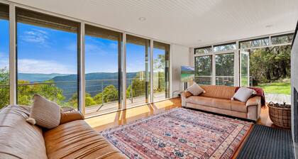 Escarpment Hideaway in Medlow Bath