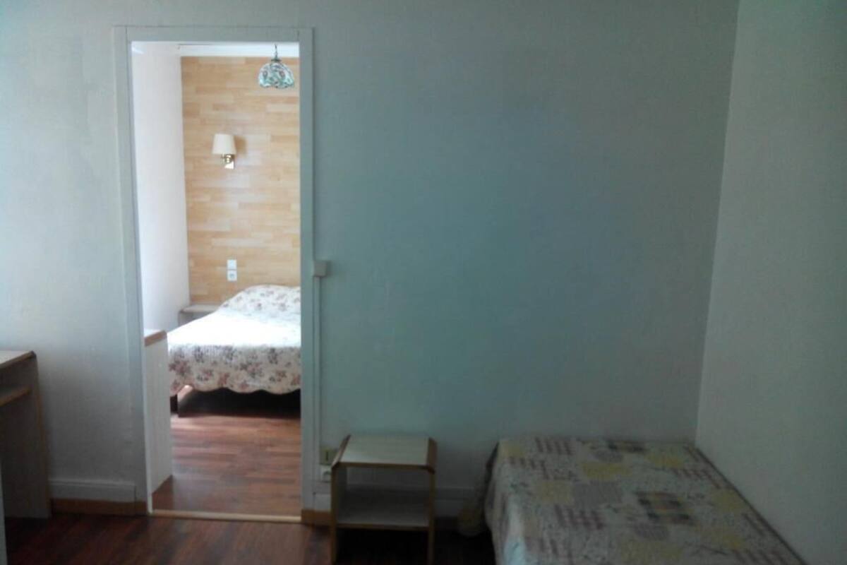Habitación triple | Escritorio, insonorización y wifi gratis