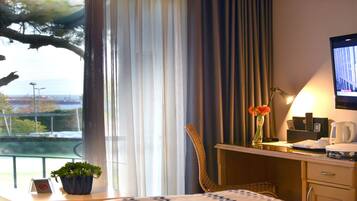 Comfort Room | 1 bedroom, Egyptian cotton sheets, premium bedding, down comforters