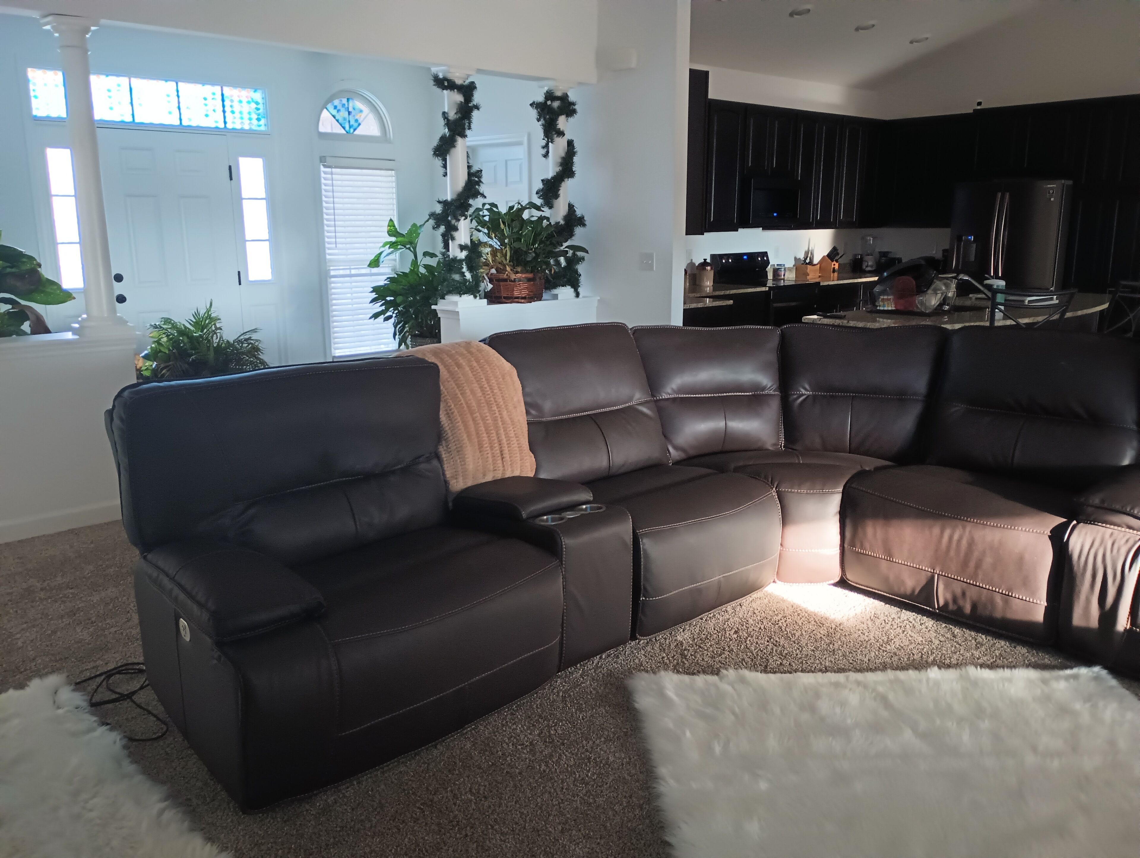 TV connectée, cheminée, médiathèque