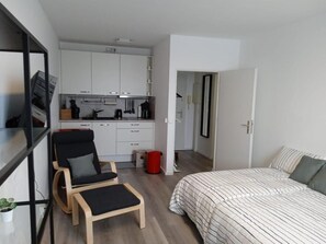 Apartment | 1 bedroom, iron/ironing board, free WiFi