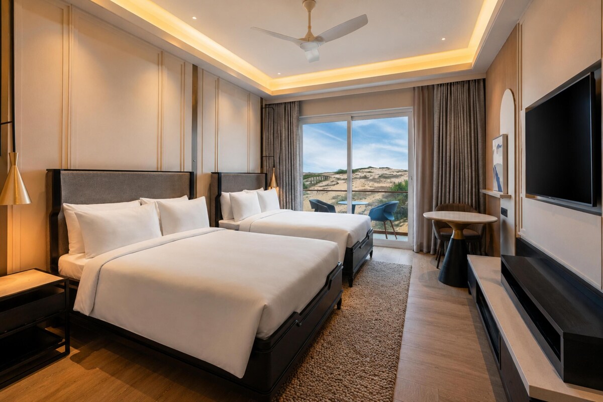 Room, Non Smoking | Premium bedding, down duvets, minibar, in-room safe