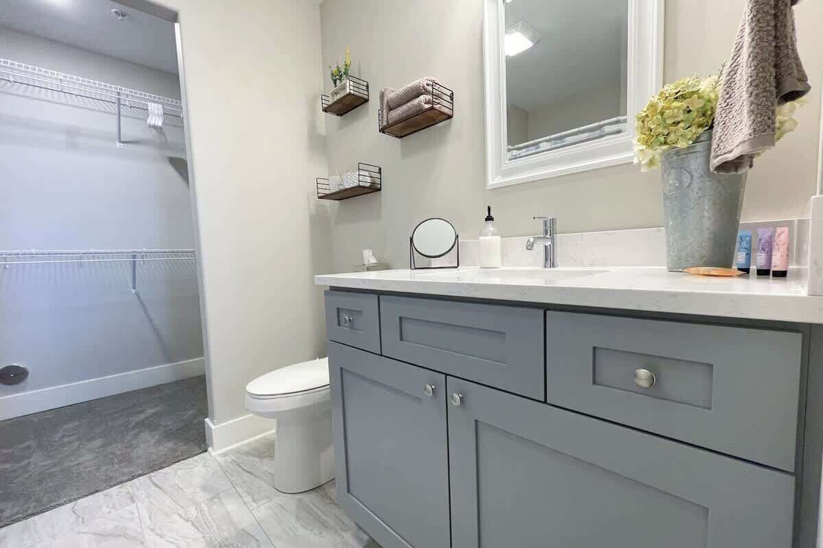 淋浴设施、吹风机