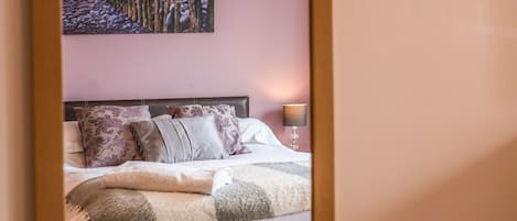 3 camere, con stile personalizzato, con arredamento individuale