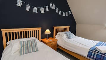 3 bedrooms, individually decorated, individually furnished, free WiFi