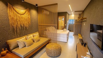 Perusstudio | Ylelliset vuodevaatteet, yksilöllisesti sisustettu, ilmainen Wi-Fi