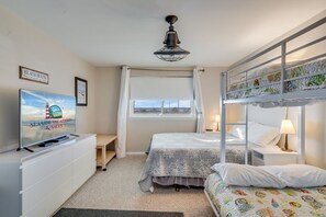 1 bedroom, free WiFi, bed sheets