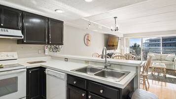 Fridge, microwave, oven, dishwasher