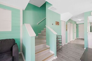 Interior - Yellow Bird 7 by Seaside Vacations & Sales (Ocean City)