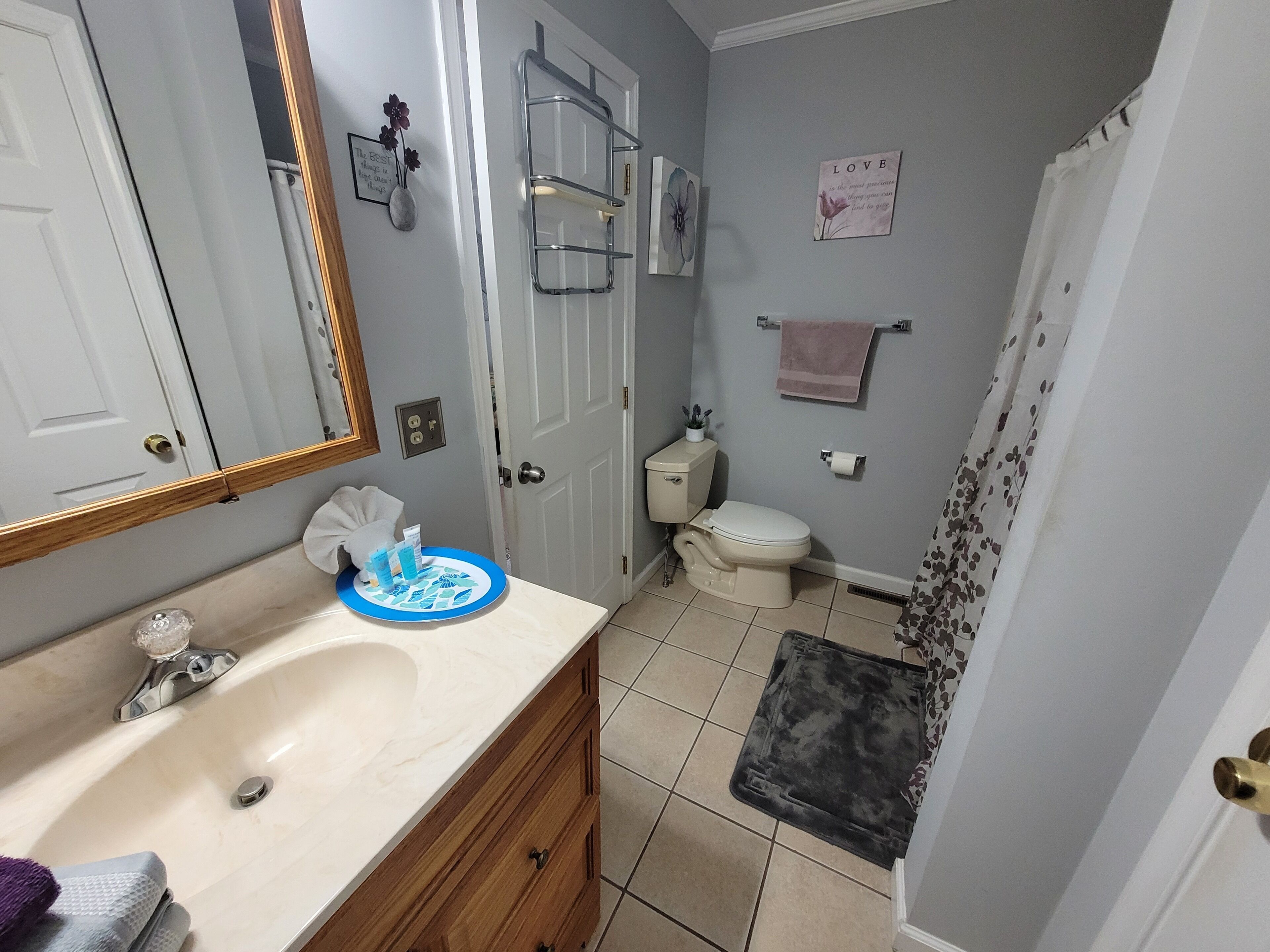 Hidden Gem! Just minutes to O.C. & Fenwick