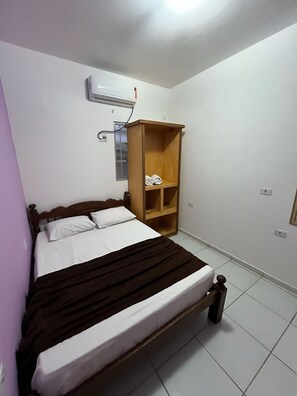 6 bedrooms, individually decorated, individually furnished