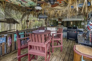 Outdoor dining - 22517 Hilltop Ave - Shore Nuff Beachy (Panama City Beach)