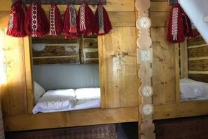 3 camere, Wi-Fi, lenzuola