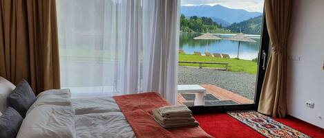 4 Schlafzimmer, Bügeleisen/Bügelbrett, WLAN, Bettwäsche