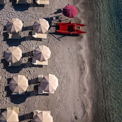 Beach nearby, white sand, sun-loungers, beach umbrellas
