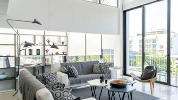 Televisión de pantalla plana