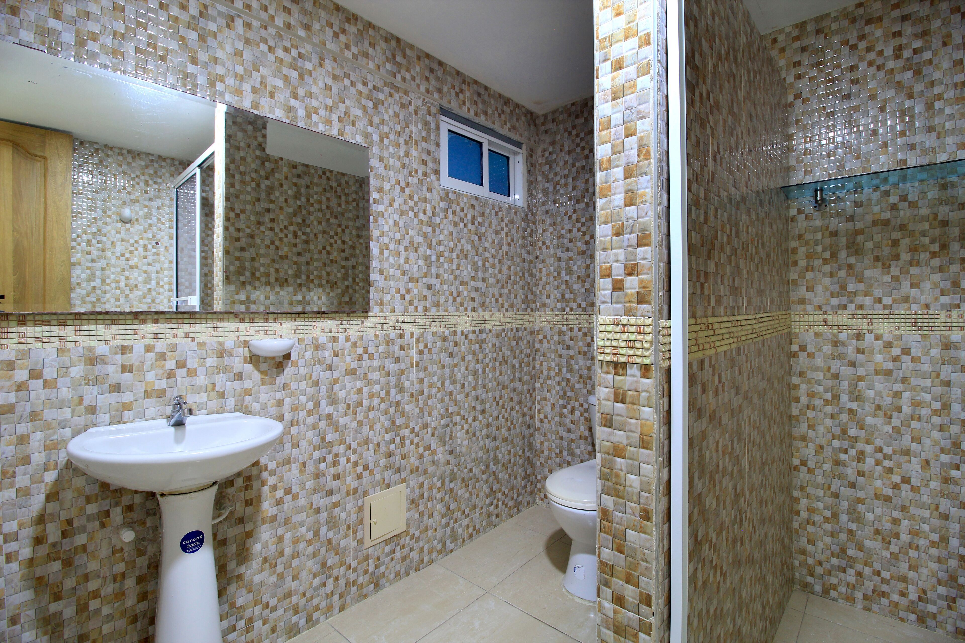 Hotel Abi Inn By GEH Suites