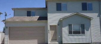 Spacious Townhome w/ Garage