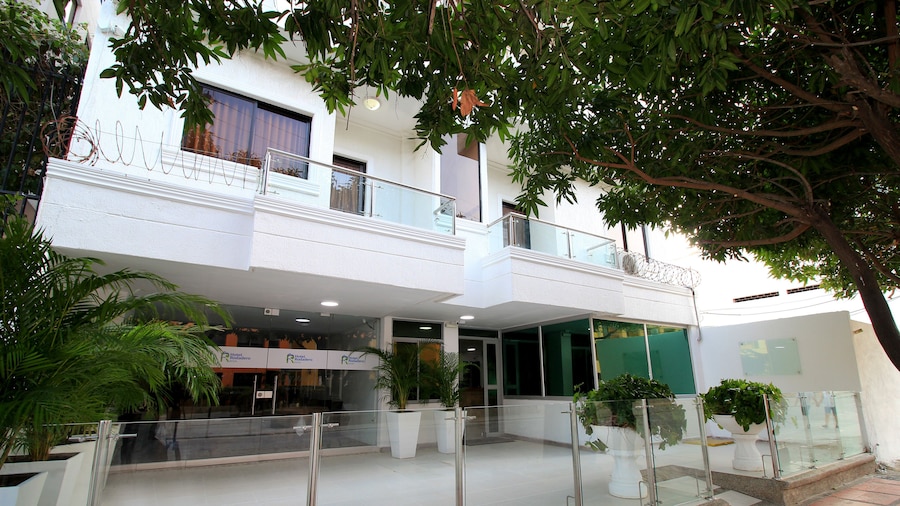 Hotel Rodadero Inn By GEH Suites
