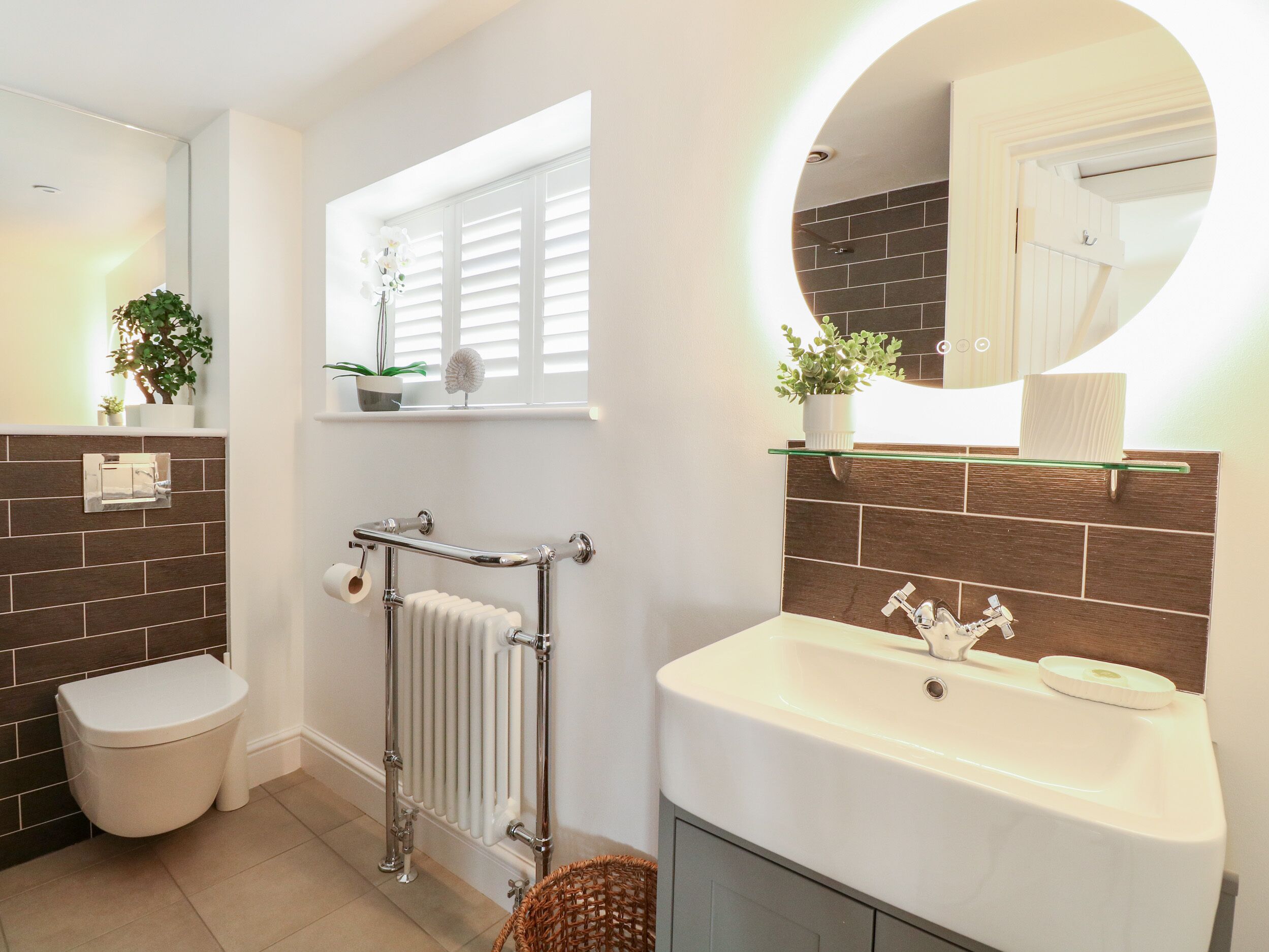 Cottage | Bathroom | Shower
