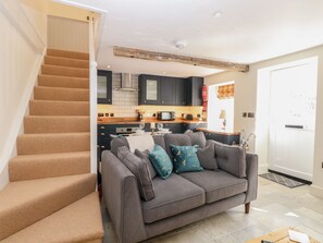 Cottage | Living area