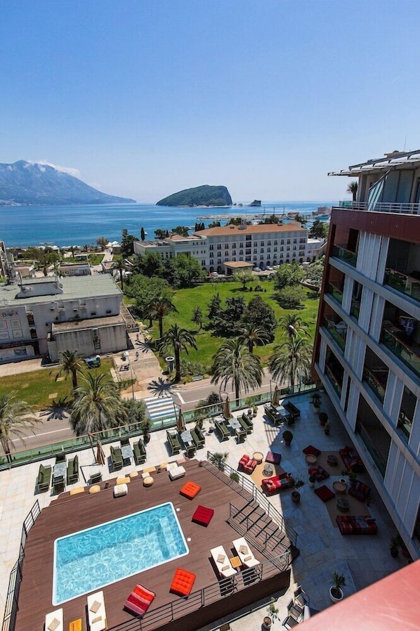 Pool - Hotel TQ Plaza Budva (Budva)