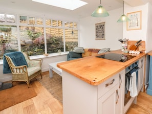 Fridge, dishwasher, electric kettle, toaster