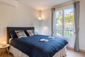 3 bedrooms, iron/ironing board, WiFi