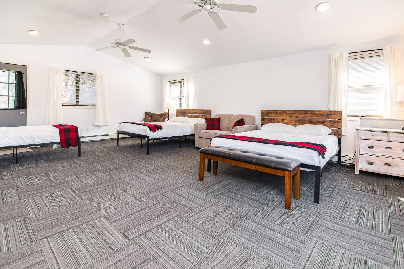 Room 10 Boutique Hotel, Balsam Lake WI