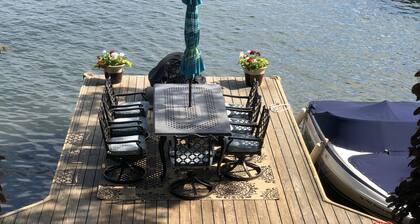 Lake Front Oquaga Lake Catskills Upstate NY
5 Bedroom