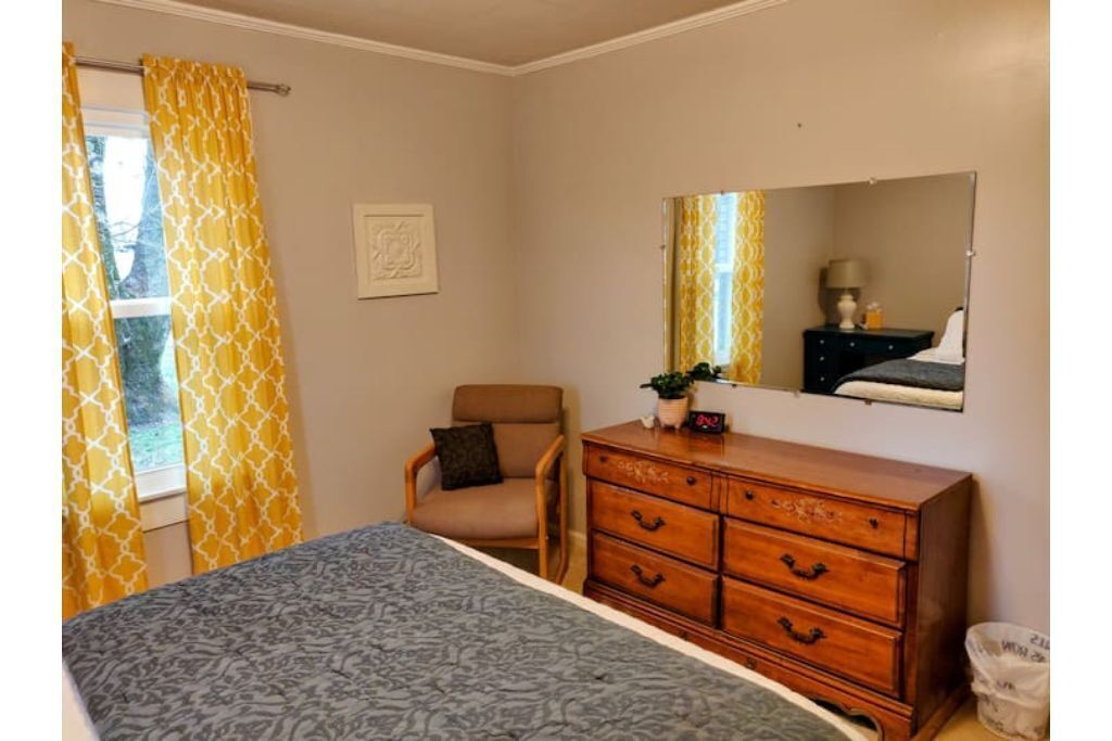 Wilda's Cottage. A cozy 3 bedroom getaway.