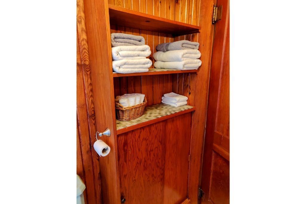 Wilda's Cottage. A cozy 3 bedroom getaway.