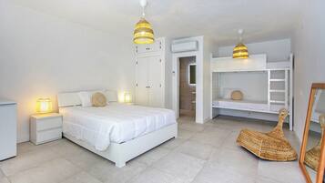 Comfort Studio Suite | Free WiFi, bed sheets