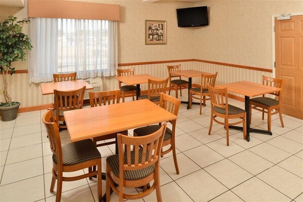 Dining - Red Roof Inn & Suites Carrollton, Ga-west Georgia (Carrollton)
