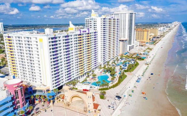 Exterior - Almost Heaven at Ocean Walk Resort! (Daytona Beach)