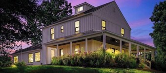 North 64 Farms Luxury Farm House sunrise view