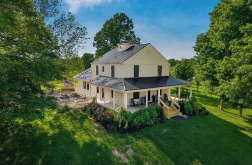 North 64 Farms Luxury Farm House sunrise view