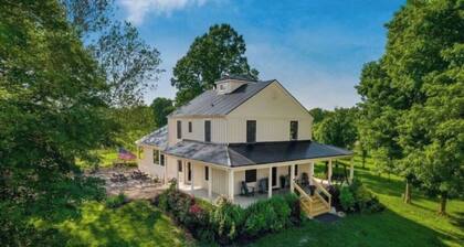North 64 Farms Luxury Farm House sunrise view