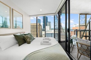 1 bedroom, iron/ironing board, WiFi, bed sheets - The amazing 1BR CBD Apt /WiFi/Premium Location (Adelaide)