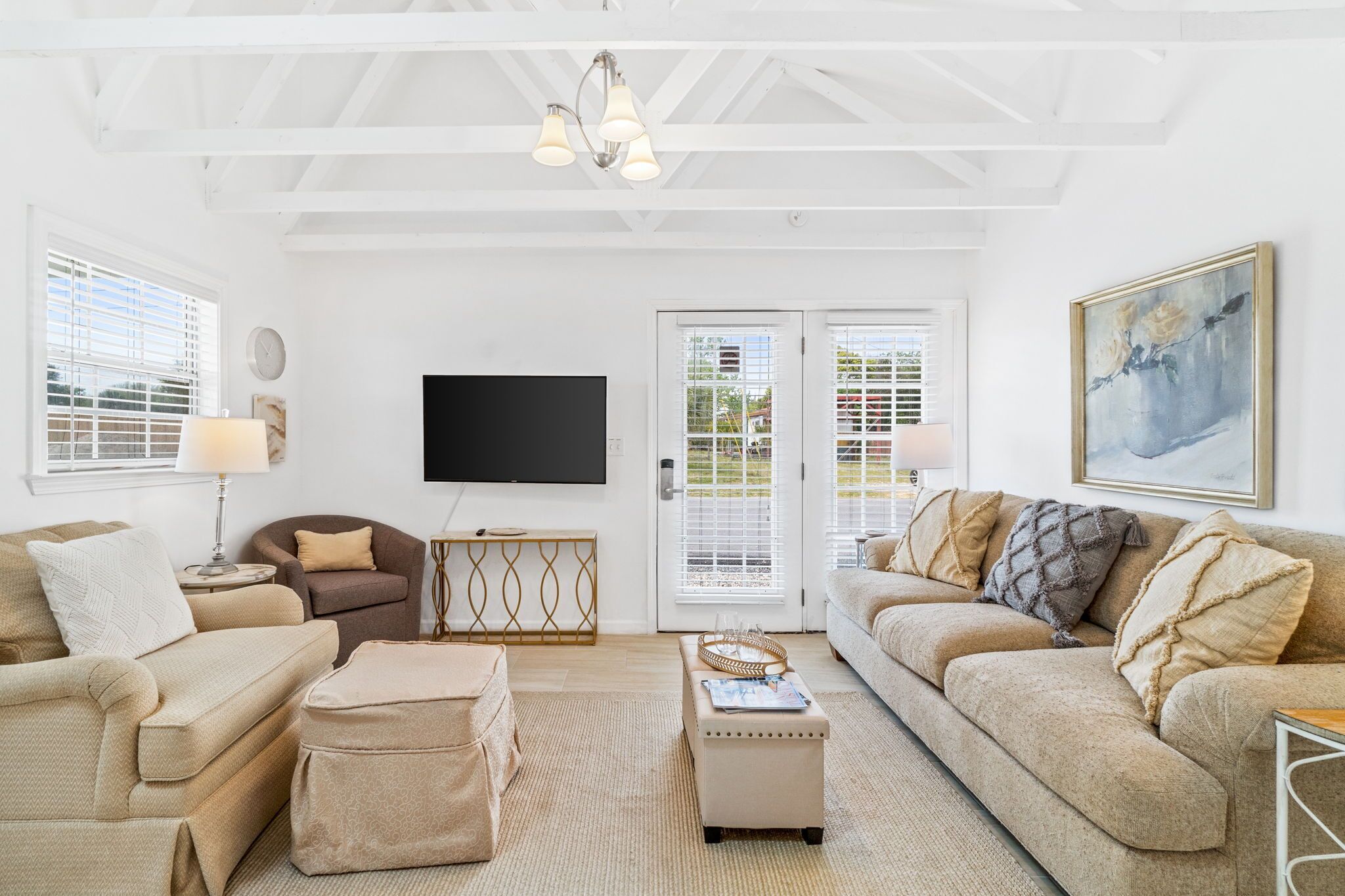 🏖️Cozy West End Home. FREE tkts to Activities and Fall Deals!🏖️