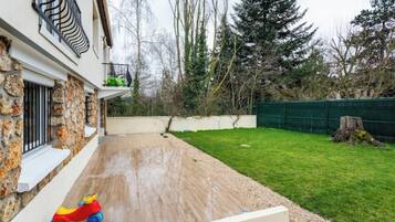 Enceinte de lâhĂ©bergement