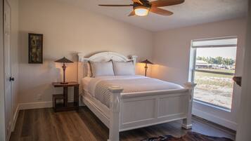 3 bedrooms, free WiFi, bed sheets