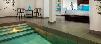 Deluxe by Ahnvee Adults only