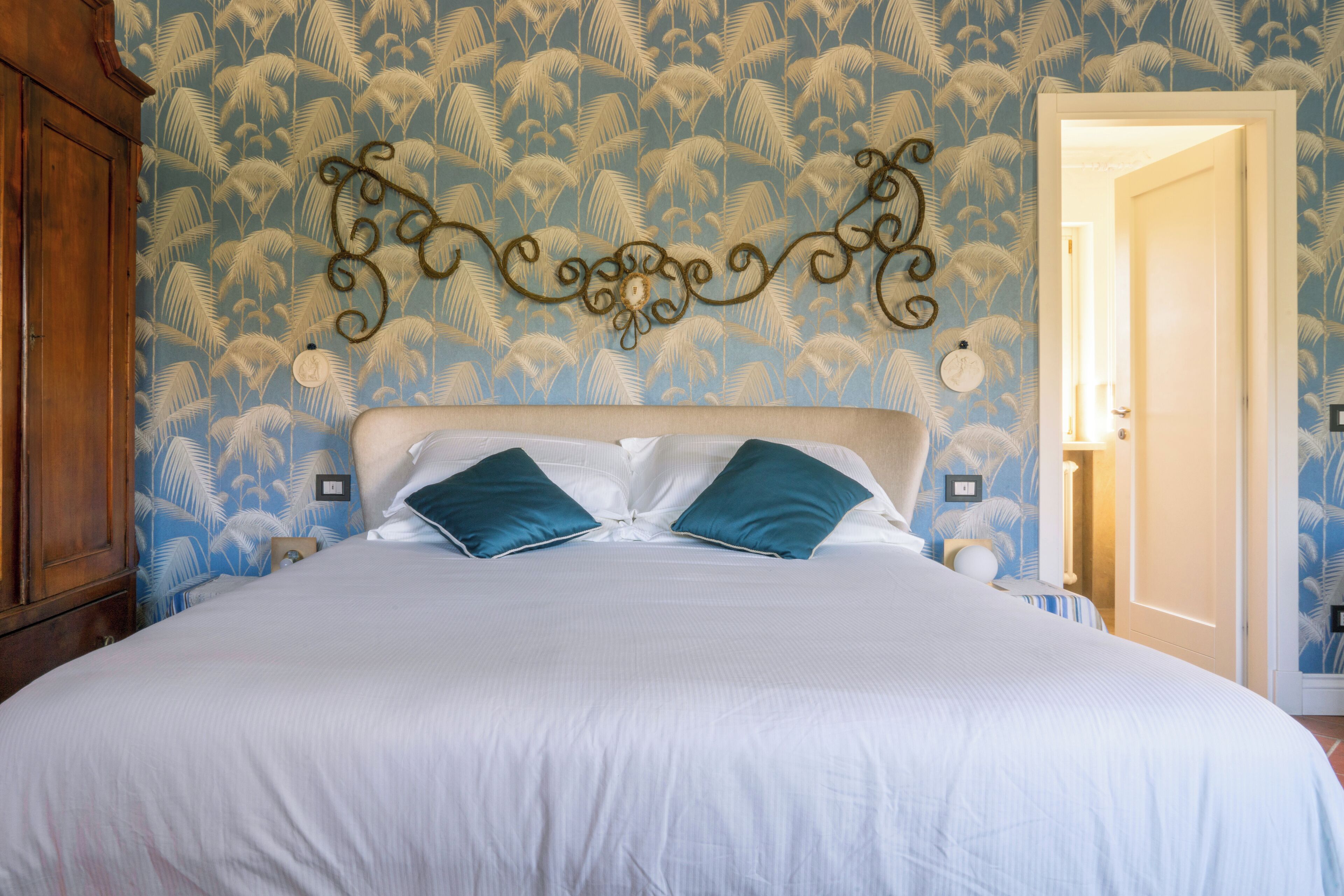 Camera Blue | Décoration personnalisée, ameublement personnalisé